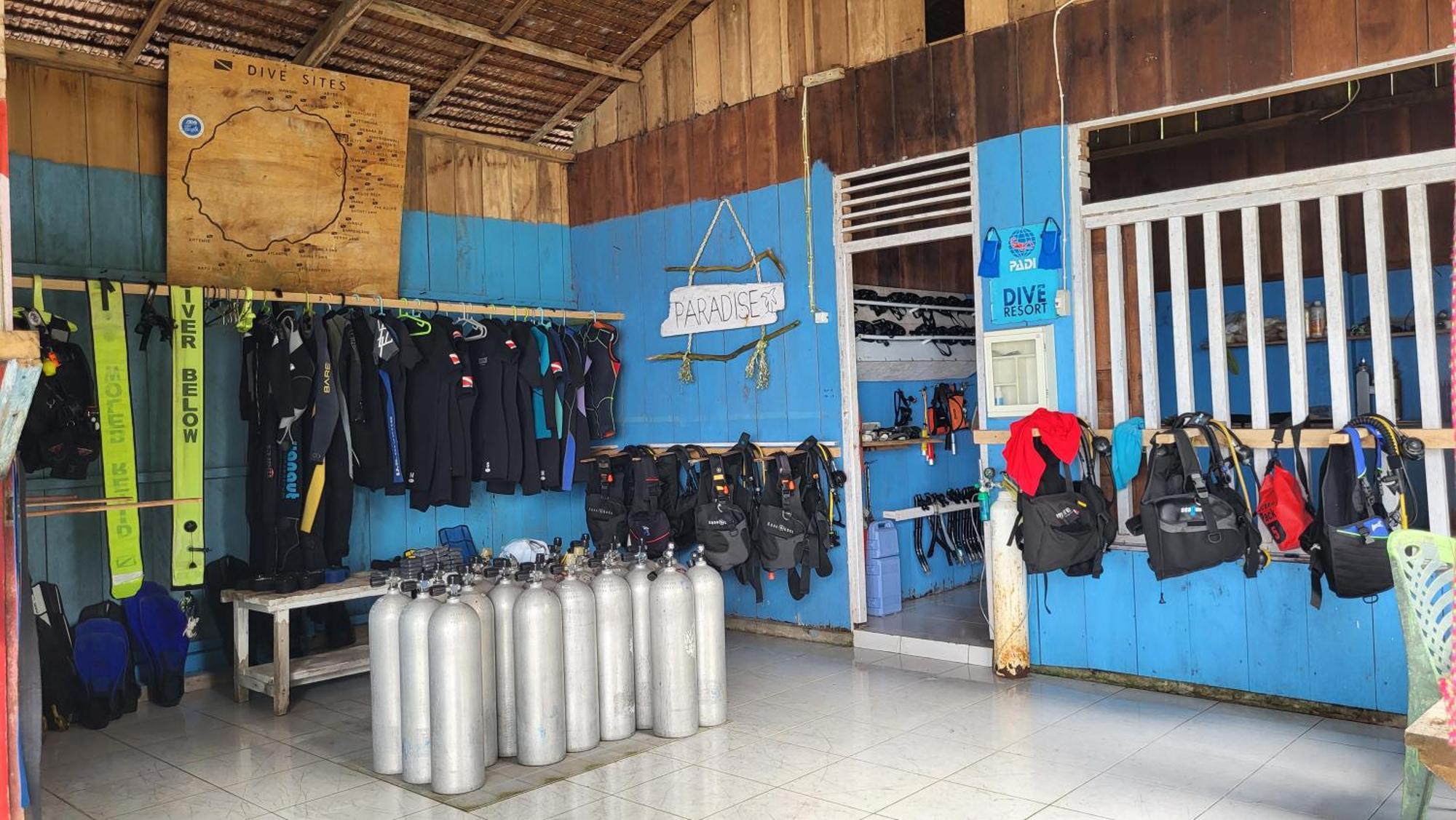 Pristine Paradise Dive Resort - Togean Islands, Una Una Pulau Unauna Luaran gambar